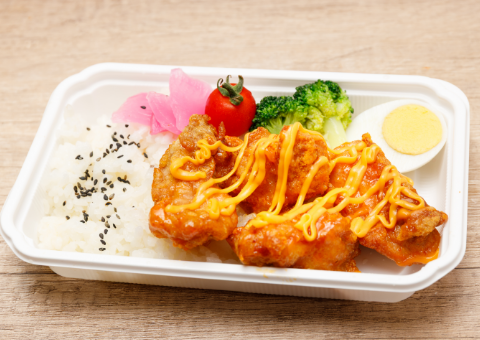 唐揚げ弁当 (チーズ味)