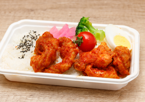 唐揚げ弁当 (ホットチリ味)